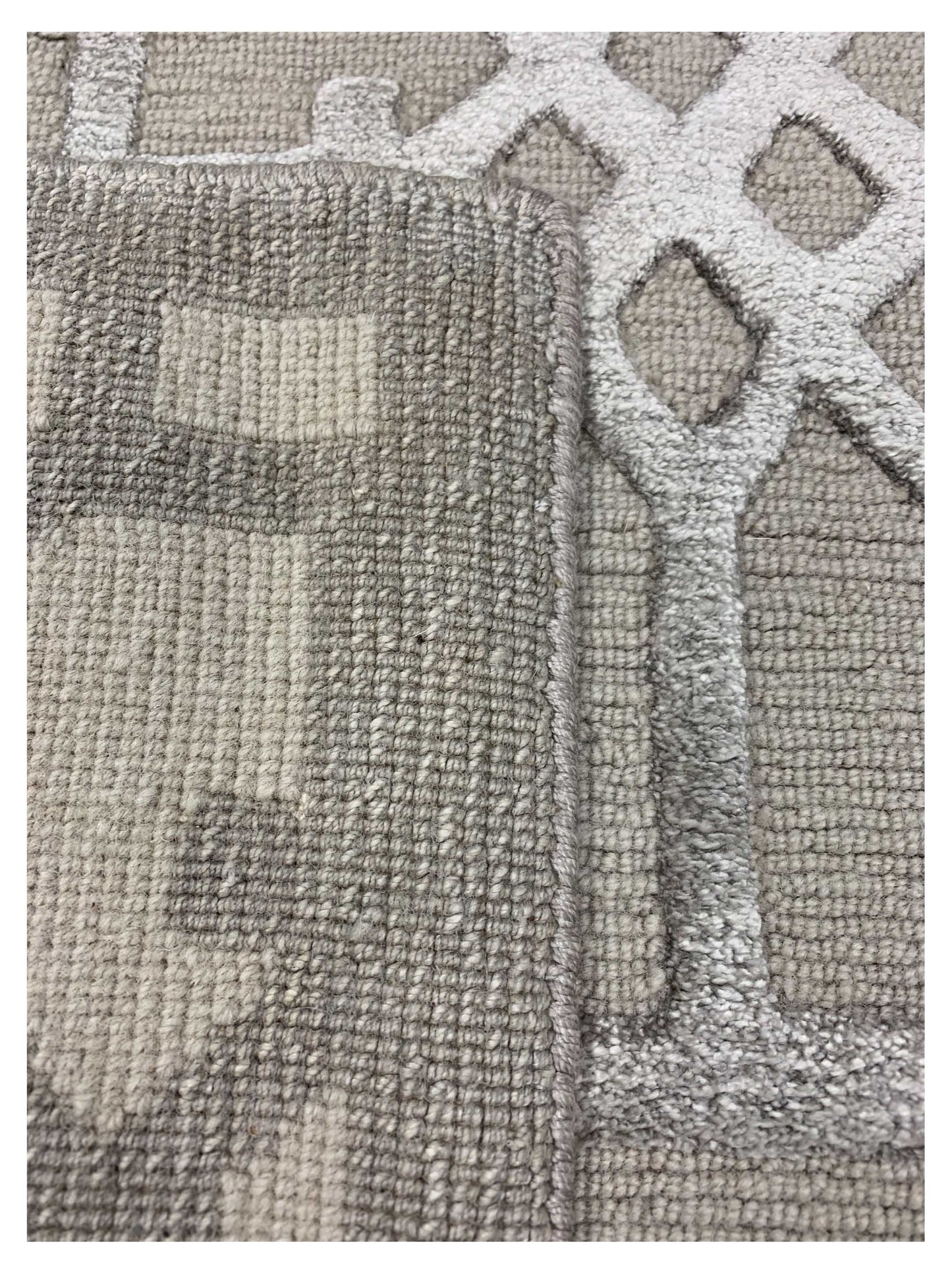 Fine Loop Cut 2016-E Grey Beige