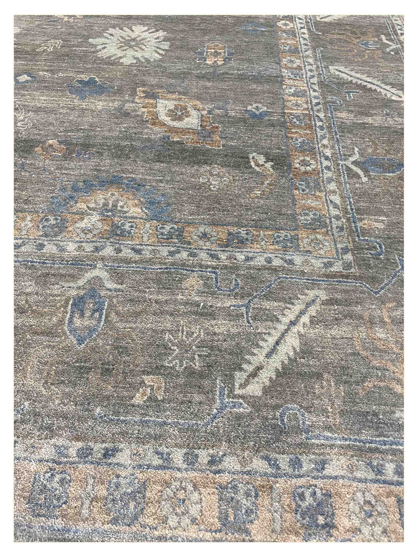 Exclusive Viscose Ushak Grey Beige  Oushak Hand Knotted Rug