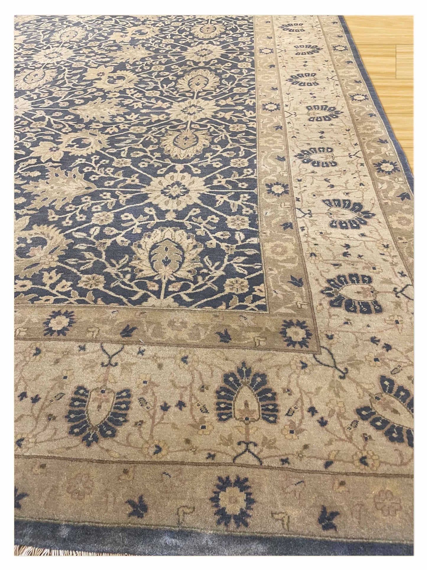 Exclusive Classic MRT-16 Beige Grey  Traditional Hand Knotted Rug