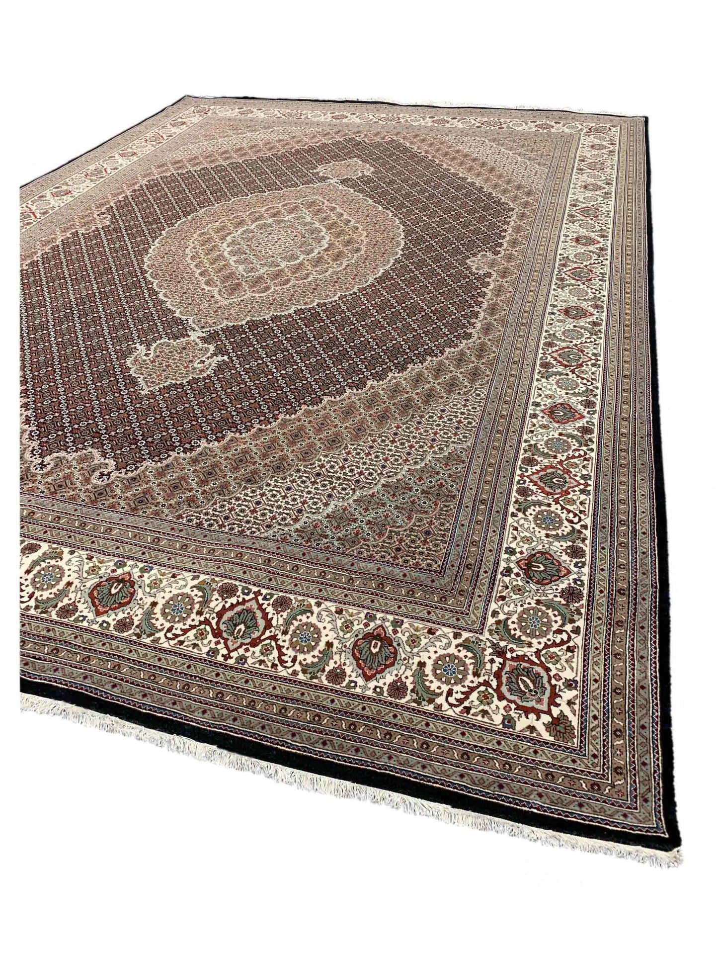 Maharaja Mahi Black Ivory
